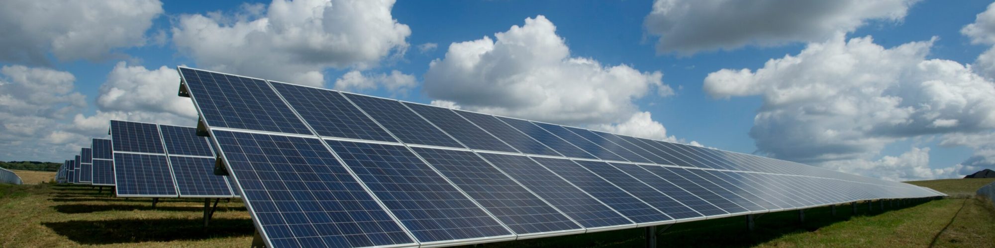 Päikesepaneelid - strateegiline investeering jätkusuutlikusse tulevikku